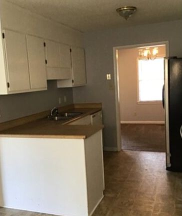 2nd image of 699 Marble Ct