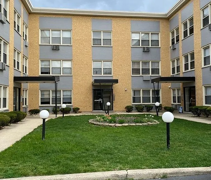 9801 S Kedzie Ave #3B — Photo 1