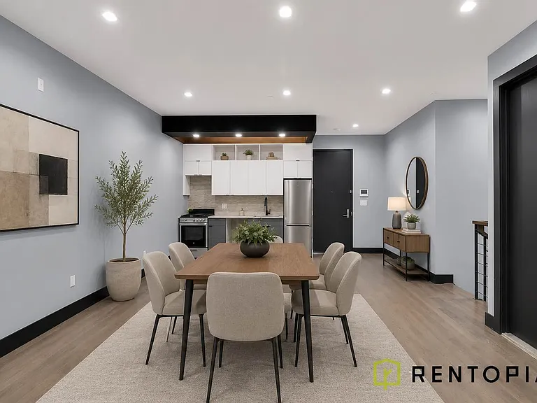 540 Driggs Ave #1E — Photo 3