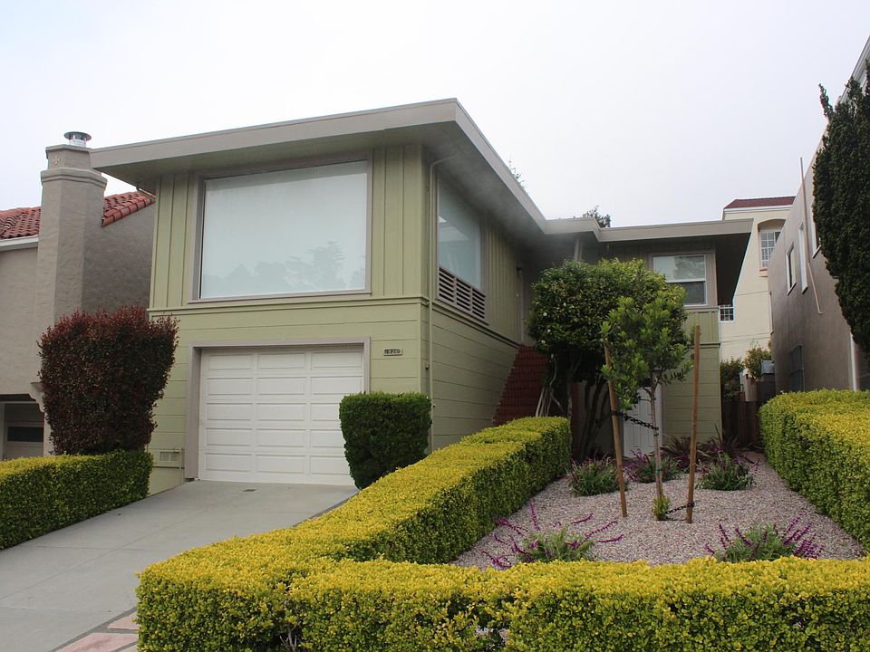 825 Laguna Honda Bl. in the Forest Hills Extension neighborhood. Convenient to transit, shops and West Portal. Across from St. Brendan Church and school.