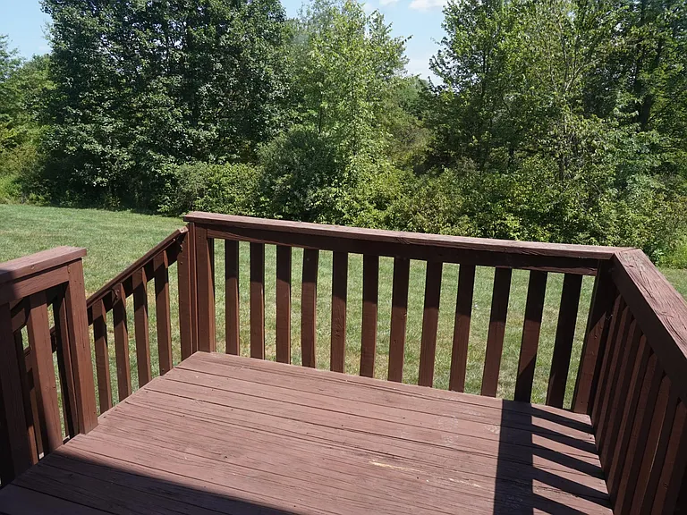 44 Dewitt Ln — Photo 10