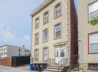28 S 5th St APT 2, Harrison, NJ 07029