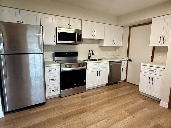 2nd image of 1620 Brook Park Dr #1620
