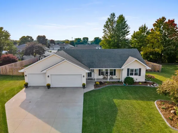 533 Willow Creek Rd, Oconto Falls, WI 54154