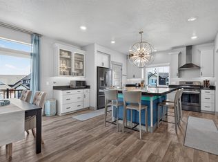 192 E Brushy Canyon St, Saratoga Springs, UT 84045