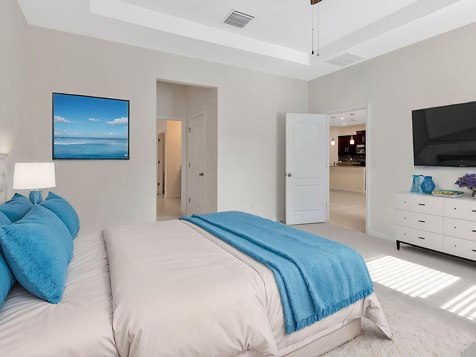 1st image of 10434 Scenic Hollow Dr