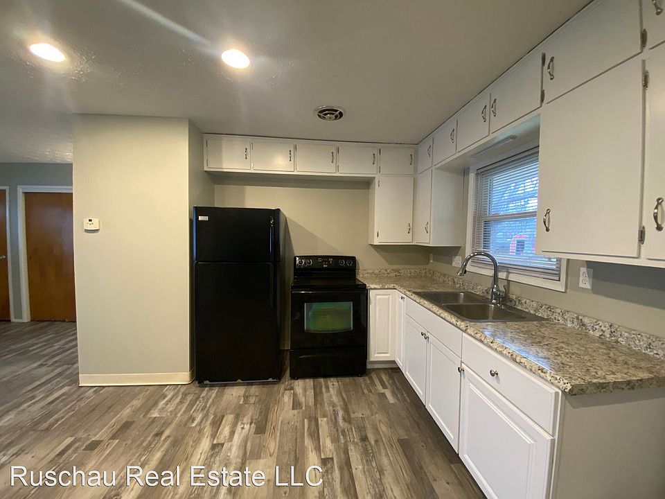 1st image of 303 Carol Ln