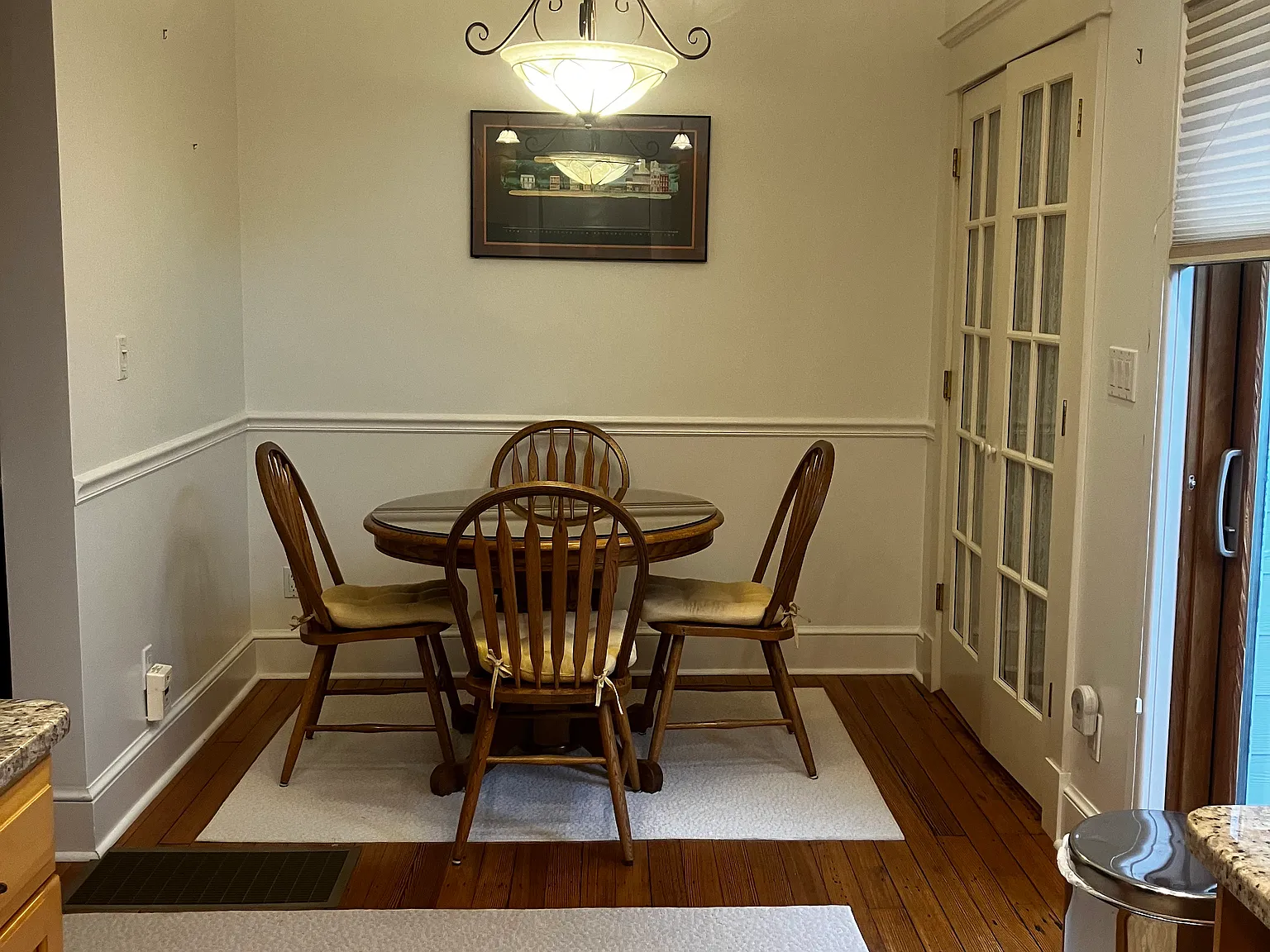 913 N Edgewood St — Photo 4