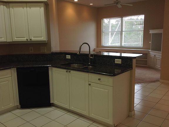 5th image of 1287 SW Briarwood Dr