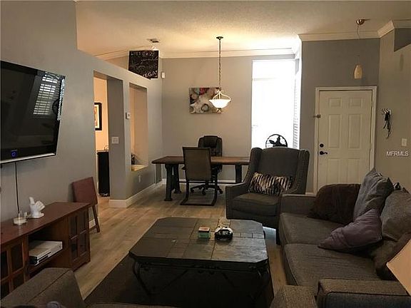 3rd image of 1682 Canton Ln