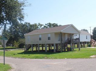 132 Claiborne St, Biloxi, MS 39530