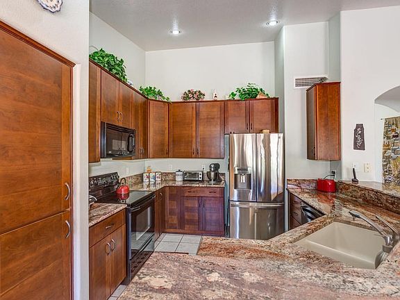2nd image of 37079 S Hollygreen Dr