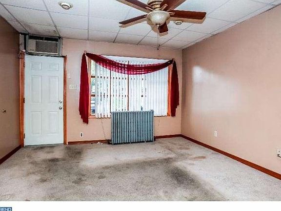 5th image of 2635 E Ontario St