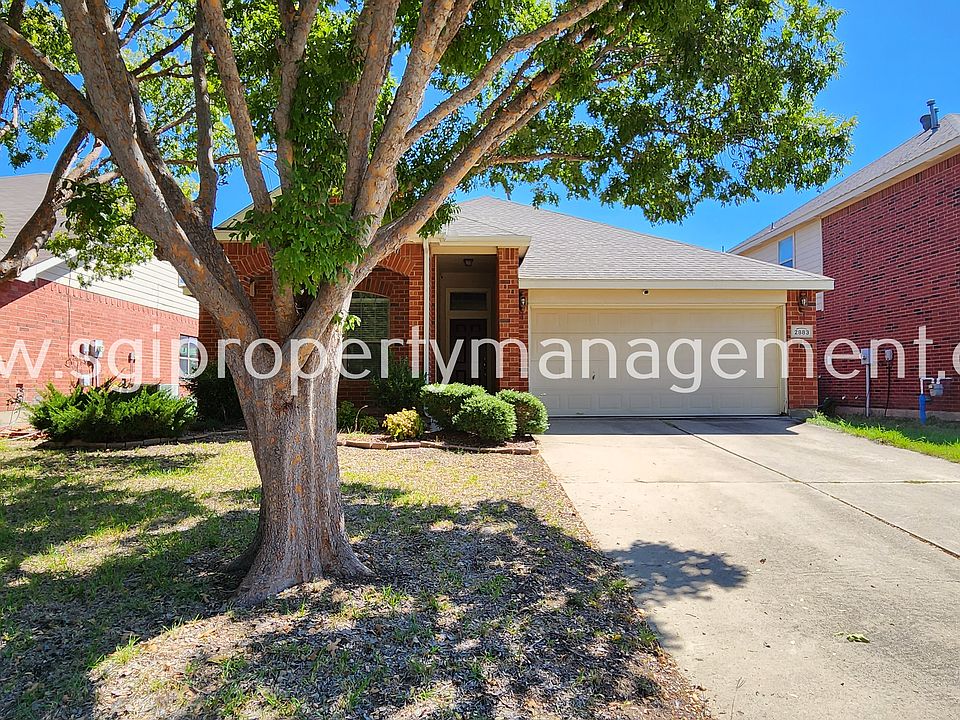 1st image of 2883 Westover Dr