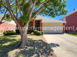2883 Westover Dr, Grand Prairie, TX 75052