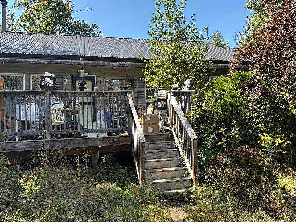 1st image of 16 Whaleback Rd