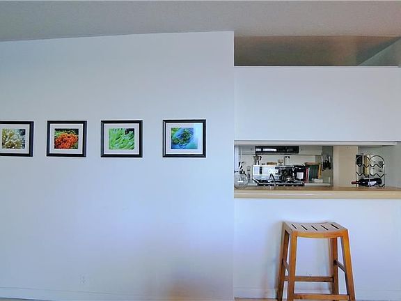 5th image of 415 E 37th St APT 22D