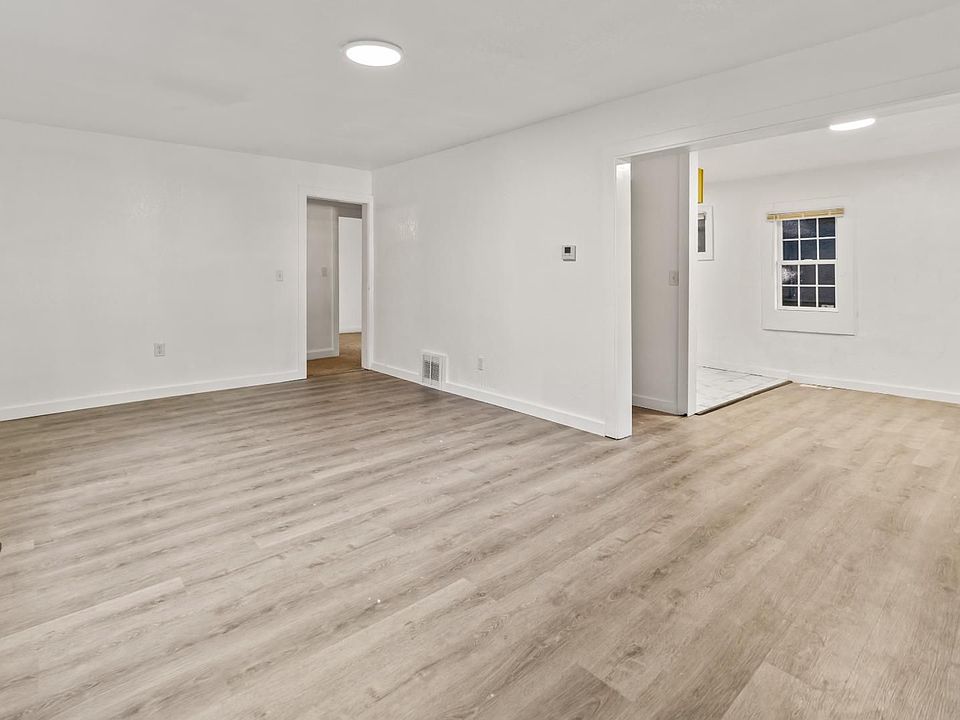 1st image of 6131 Park Ave