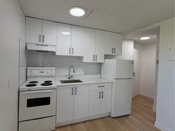 9903 105th St NW, Edmonton, AB T5K 1A9