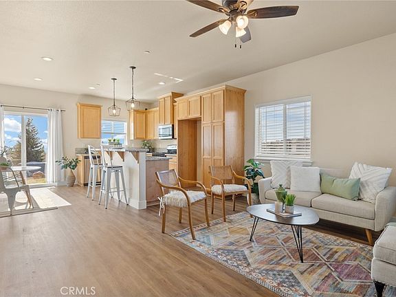 3rd image of 1398 Elliott Rd