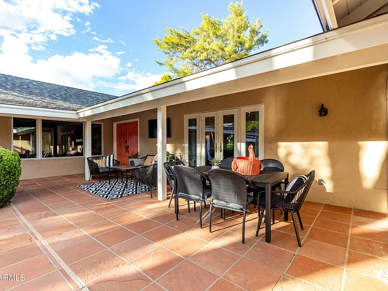 14425 N Coral Gables Dr — Photo 49