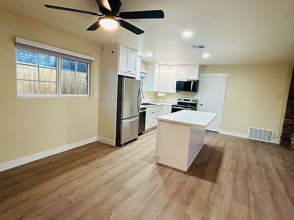 5th image of 6772 Solita Ave APT F