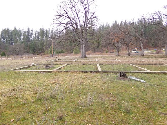 4th image of McR Meamber Ck Rd