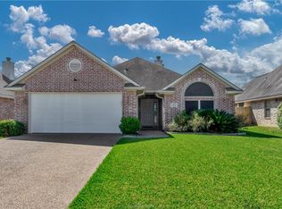 214 Rugen Ln, College Station, TX 77845