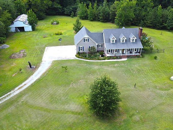 4th image of 210 Salem Country Lane