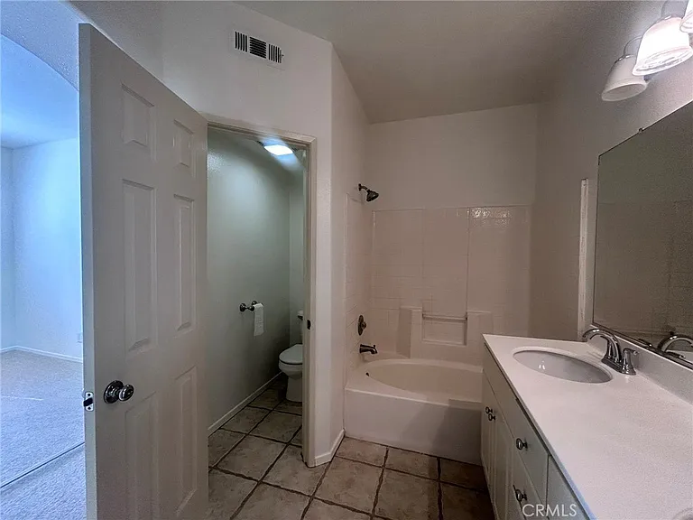 3506 Orangewood — Photo 12