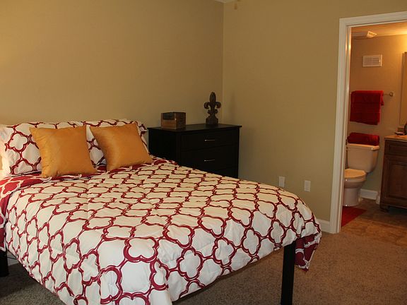 4th image of 1730 W Pensacola St #5e5058ab6