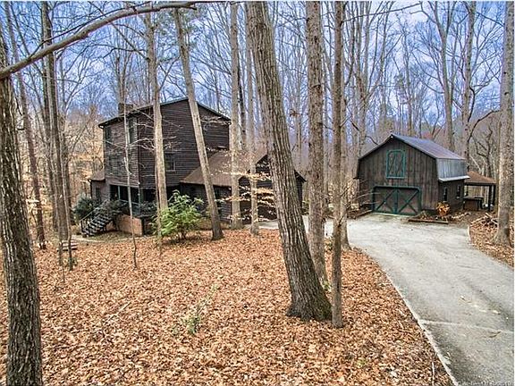 2nd image of 3516 Lakeside Dr