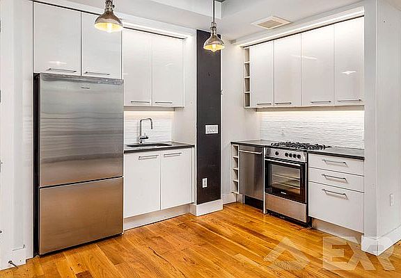 3rd image of 422 Lexington Ave #6B