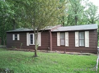 11103 Running Deer Ln, Shipman, IL 62685