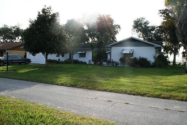 1st image of 650 Basin Dr
