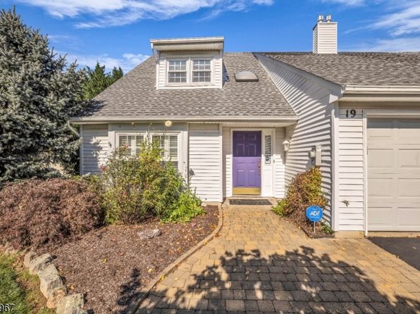 19 Crefeld Ct