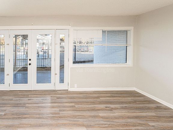 2nd image of 1408 Cambridge Pl APT 4