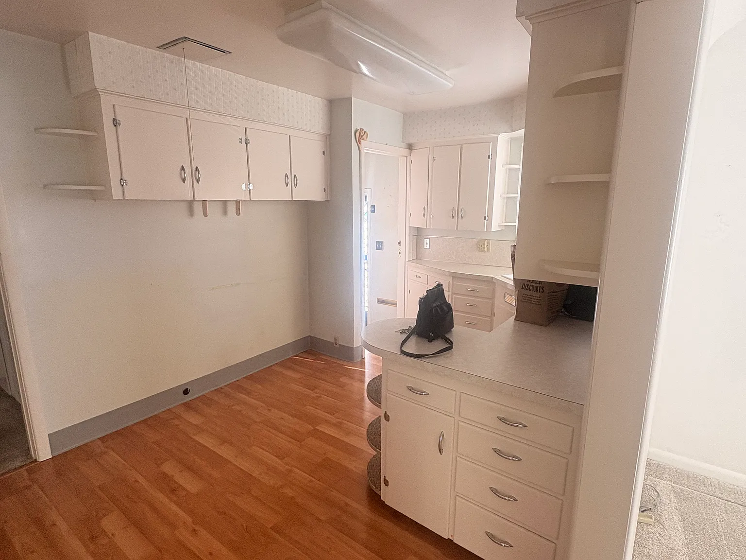2 bed, 1100 sqft, $2,400 — Photo 1