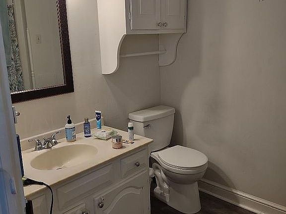 2nd image of 605-607 Napoleon Ave
