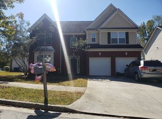 3925 Yosemite Park Ln, Snellville, GA 30039