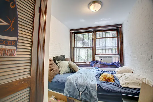 Rented by Corcoran | media 4