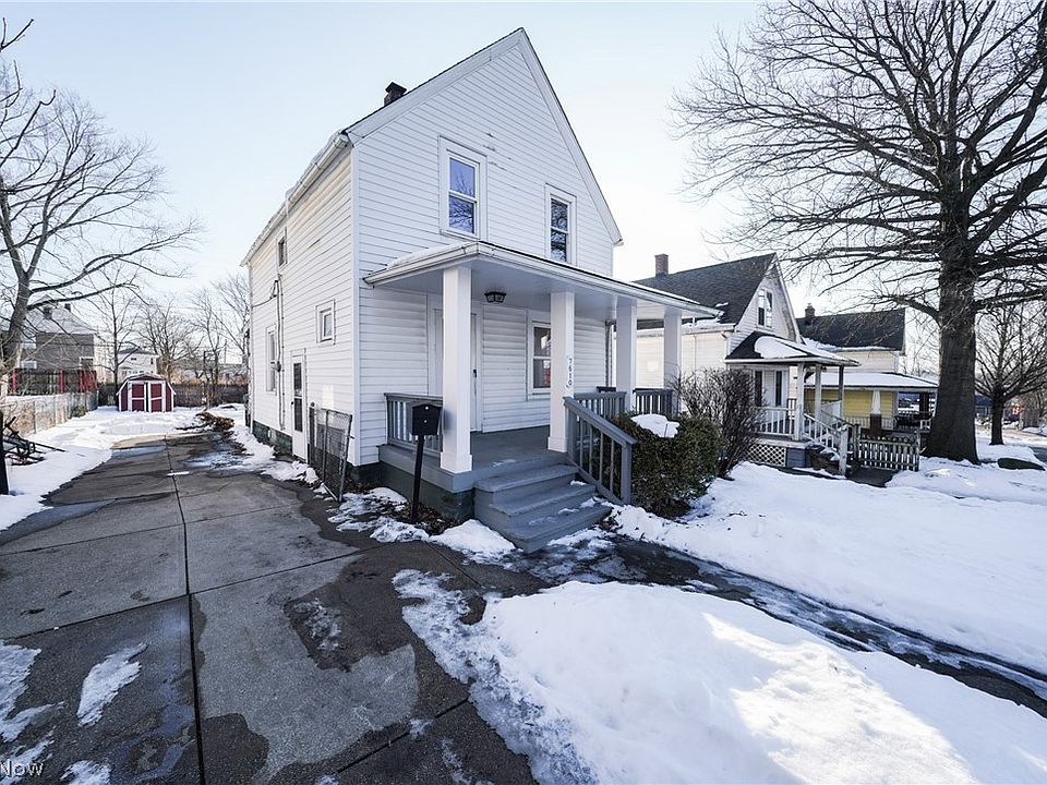 1st image of 7610 Rosewood Ave