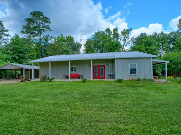 300 N Texas St, Hemphill, TX 75948