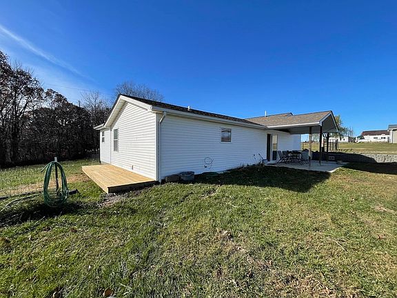 4th image of 2322 Hackworth Hill Rd