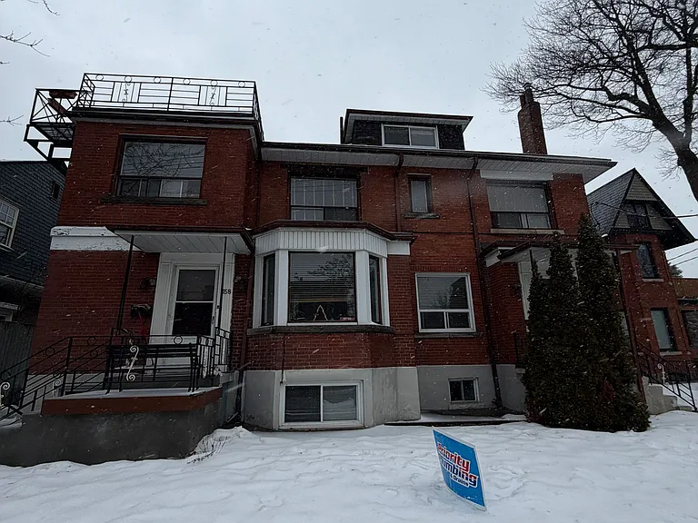 354 Annette St #1 — Photo 12