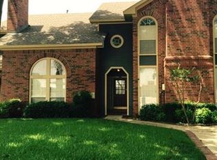 256 Cobblestone Row, Denton, TX 76207