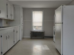63 Newell St FLOOR 2, Pittsfield, MA 01201