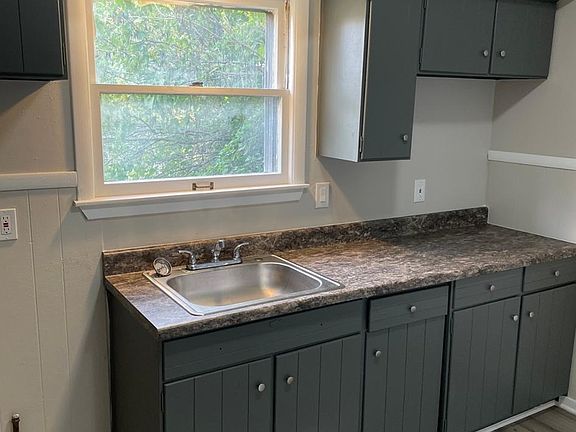 4th image of 1341 Welton Pl