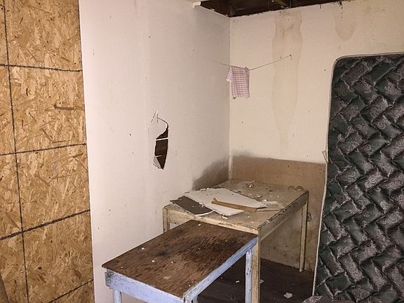 5th image of 1298 NE Massie St