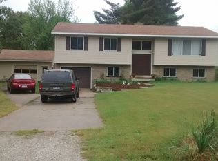 2978 Duck Lake Rd, Whitehall, MI 49461